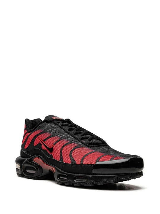 NIKE AIR MAX PLUS "BRED REFLECTIVE"
