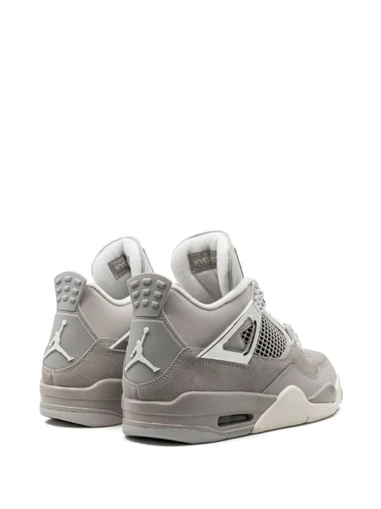 Air Jordan 4 "Frozen Moments”